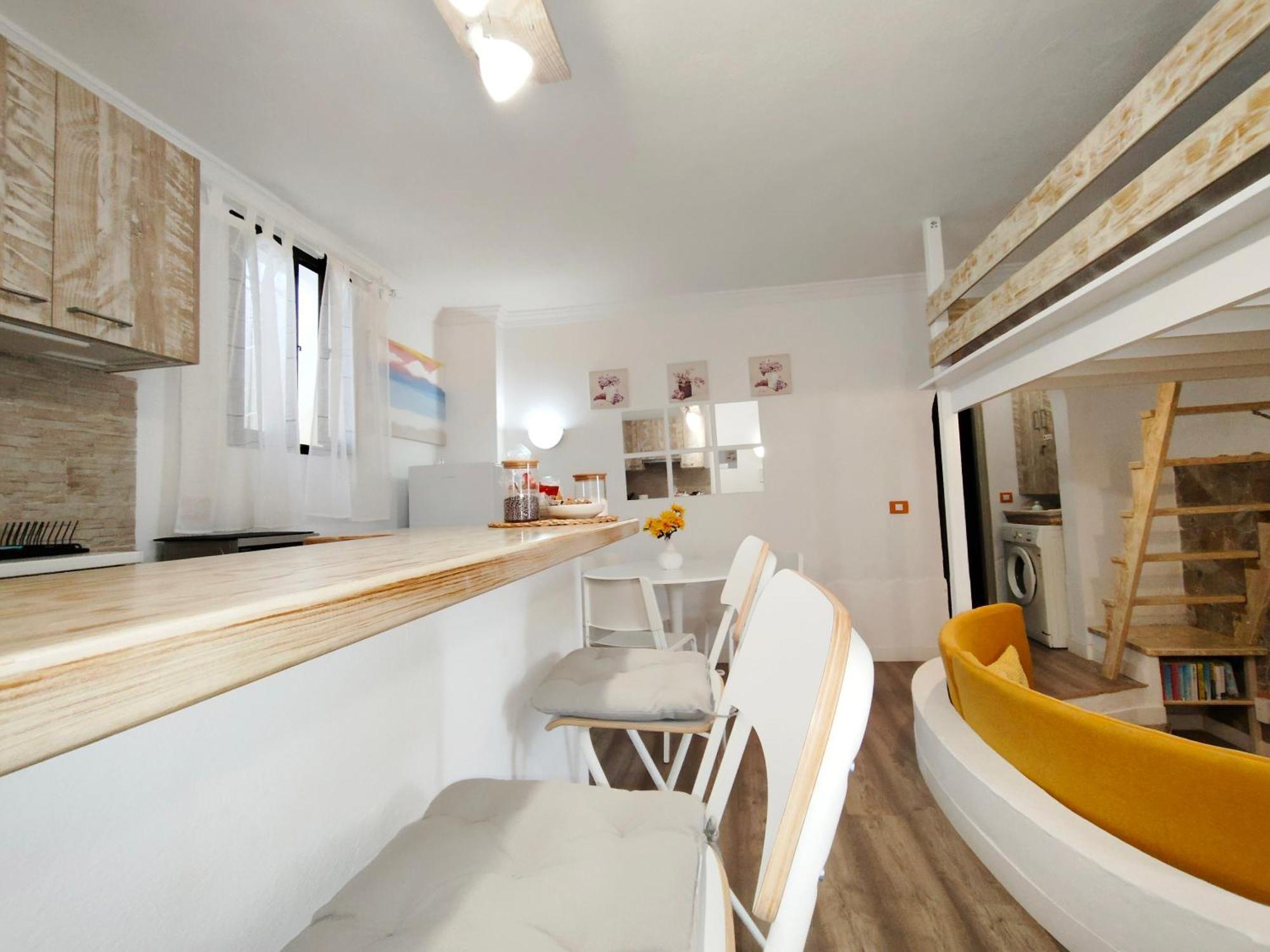 Thelma 1 Minuto A Pie Del Mar Apartment Tias Luaran gambar